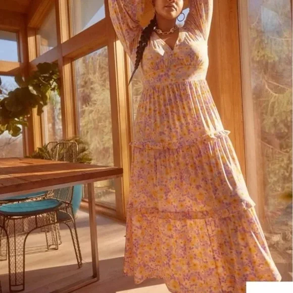 Eloquii Pastel Floral Tiered Long Sleeve Maxi Dress NWT - Picture 4 of 10